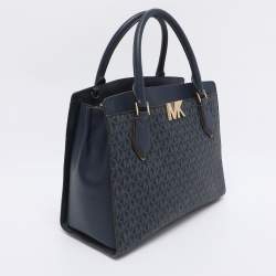 Pre Owned Michael Kors Blue Coated Canvas and Leather Large Mott Tote