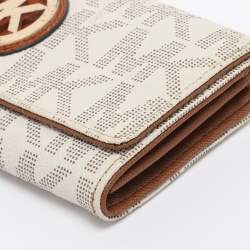 Pre Owned Michael Kors White/Brown Signature Coated Canvas and Leather Fulton Continental Wallet