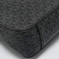 Pre Owned Michael Kors Black/Grey Signature Coated Canvas Large Messenger Bag