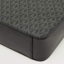 Pre Owned Michael Kors Black Signature Coated Canvas Jet Set Crossbody Bag