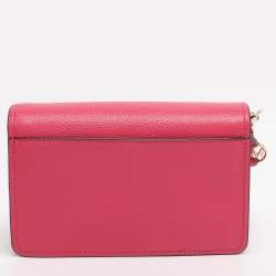 Pre Owned Michael Kors Pink Leather Jet Set Charm Crossbody Bag