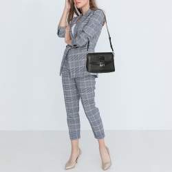 مملوكة مسبقًا حقيبة كتف مايكل كورس جيسي جلد أسود متوسطة