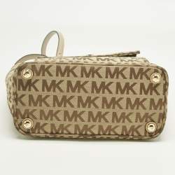 Pre Owned Michael Kors Beige Signature Canvas and Leather Jet Set Pocket Tote