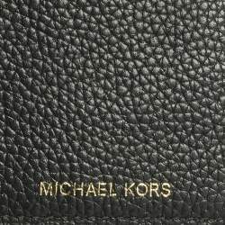Pre Owned Michael Kors Black Leather Mott Wallet on Strap