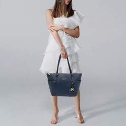 Pre Owned Michael Kors Navy Blue Leather Jet Set E/W Top Zip Tote