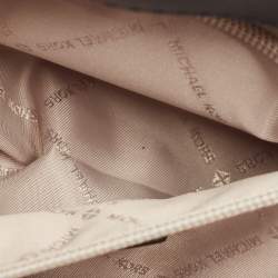 مملوكة مسبقًا حقيبة بيد علوية مايكل كورس مانهاتن متوسطة قماش مغطى بتوقيع أزرق كحلي