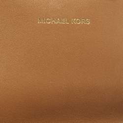 مملوكة مسبقًا Michael Kors Jade White/Brown Signature Coated Canvas and Leather Shoulder Bag
