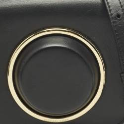 مملوكة مسبقًا حقيبة كروس مايكل كورس جلد كحلي للكاميرا scout