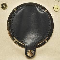 مملوكة مسبقًا حقيبة كروس مايكل كورس جلد كحلي للكاميرا scout