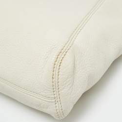مملوكة مسبقًا Michael Kors Off White Leather Hobo