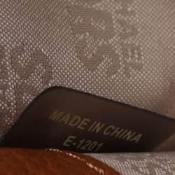 مملوكة مسبقًا محفظة مايكل كورس فولتون جلد بني بقلاّب كونتيننتال