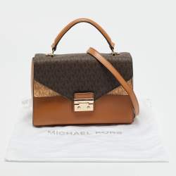 مملوكة مسبقًا حقيبة مايكل كورس يد علوية جلد وقماش مقوى شهير بني صالون