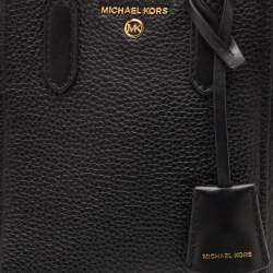 مملوكة مسبقًا حقيبة كروس بودي مايكل كورس سينكلير جلد أسود صغيرة جدًا