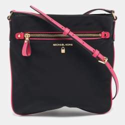 Pre Owned Michael Kors Kelsey Large Black/Fuchsia Nylon Crossbody Bag