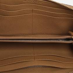 Pre Owned محفظة مايكل كورس سحاب مستدير جيت ست جلد نقش تمساح بنية