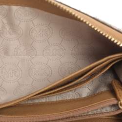 Pre Owned محفظة مايكل كورس سحاب مستدير جيت ست جلد نقش تمساح بنية