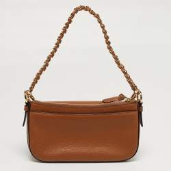 مملوكة مسبقًا حقيبة كروس بودي مايكل كورس 4 في 1 متوسطة بنية بنمط مميز من القماش المطلي والجلد