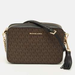 مملوكة مسبقًا Michael Kors Jet Set Camera Tassel Brown/Black Signature Coated Canvas Crossbody Bag