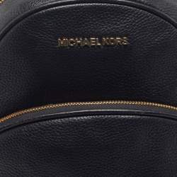 Pre Owned حقيبة ظهر مايكل كورس آبي متوسطة جلد أسود