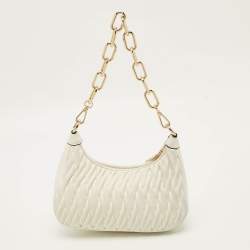 Pre Owned حقيبة كتف مايكل كورس جلد ماتلاسية أبيض كوراً متوسطة