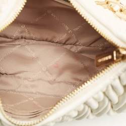 Pre Owned حقيبة كتف مايكل كورس جلد ماتلاسية أبيض كوراً متوسطة