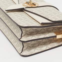 مملوكة مسبقًا حقيبة يد مايكل كورس جرينيتش قماش مكسو بنقشة شعار وجلد أبيض فاتح متوسطة