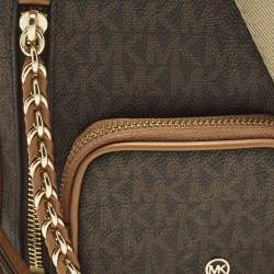 Pre Owned حقيبة كروس مايكل كورس إليوت بنية صغيرة مغطاة بالقماش المميز