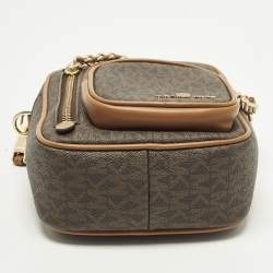 Pre Owned حقيبة كروس مايكل كورس إليوت بنية صغيرة مغطاة بالقماش المميز