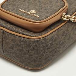 Pre Owned حقيبة كروس مايكل كورس إليوت بنية صغيرة مغطاة بالقماش المميز