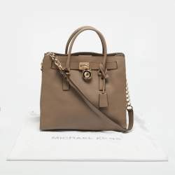 مملوكة مسبقًا Michael Kors Hamilton North South Beige Leather Tote