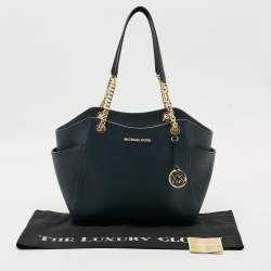 مملوكة مسبقًا Michael Kors Jet Set Chain Navy Blue Leather Bag