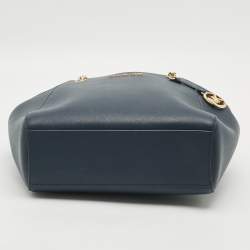 مملوكة مسبقًا Michael Kors Jet Set Chain Navy Blue Leather Bag
