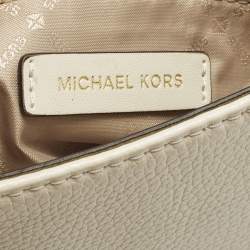 مملوكة مسبقًا Michael Kors Bedford Off White Leather Shoulder Bag