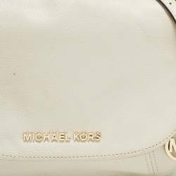 مملوكة مسبقًا Michael Kors Bedford Off White Leather Shoulder Bag