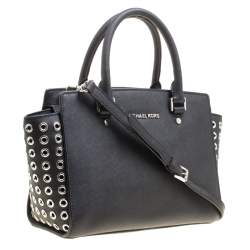 Pre Owned Michael Michael Kors Black Leather Medium Selma Eyelet Top Handle Bag