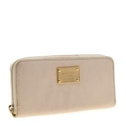 Michael Kors Off White Leather Jet Set Continental Wallet