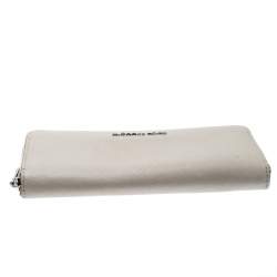 Pre Owned محفظة مايكل كورس جلد سافيانو رصاصي بسحاب محيط