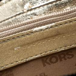 مملوكة مسبقًا Michael Kors Black Signature Canvas Zip Around Wallet