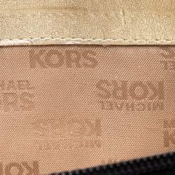 مملوكة مسبقًا Michael Kors Black Signature Canvas Zip Around Wallet