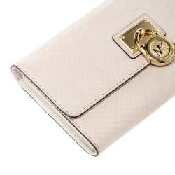 Pre Owned محفظة مايكل كورس قلاب هاميلتون جلد ثعبان بارز بيج