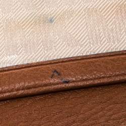 Pre Owned محفظة مايكل كورس جلد بني مضغوطة بقلاب