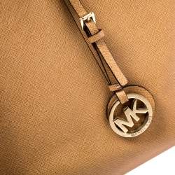 مملوكة مسبقًا حقيبة مايكل كورس جيت سيت جلد سافياتو فاتح