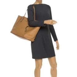 مملوكة مسبقًا حقيبة مايكل كورس جيت سيت جلد سافياتو فاتح