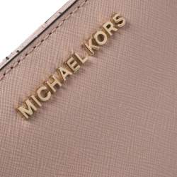 مملوكة مسبقًا Michael Kors Pink Leather Card Case Wallet