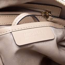 مملوكة مسبقًا حقيبة مايكل مايكل كورس سيندي دوم كانفاس مقوى بيج بالشعار