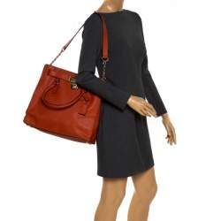 مملوكة مسبقًا حقيبة يد مايكل مايكل كورس هاميلتون نورث ساوث جلد برتقالي كبيرة 