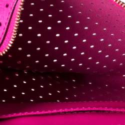 Pre Owned حقيبة صغيرة مايكل كورس حمالة معصم جت ست جلد مخرمة وردية زاهية