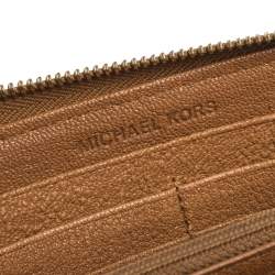 مملوكة مسبقًا Michael Kors Brown Leather Jet Set Zip Around Wallet