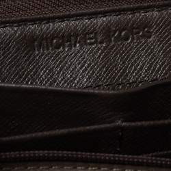 مملوكة مسبقًا محفظة مايكل كورس سحاب ملتف كانفاس مقوى شهير بنية