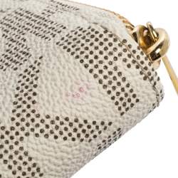 مملوكة مسبقًا محفظة مايكل كورس كانفاس أبيض مونوغرامي مقوى بسحاب ملتف